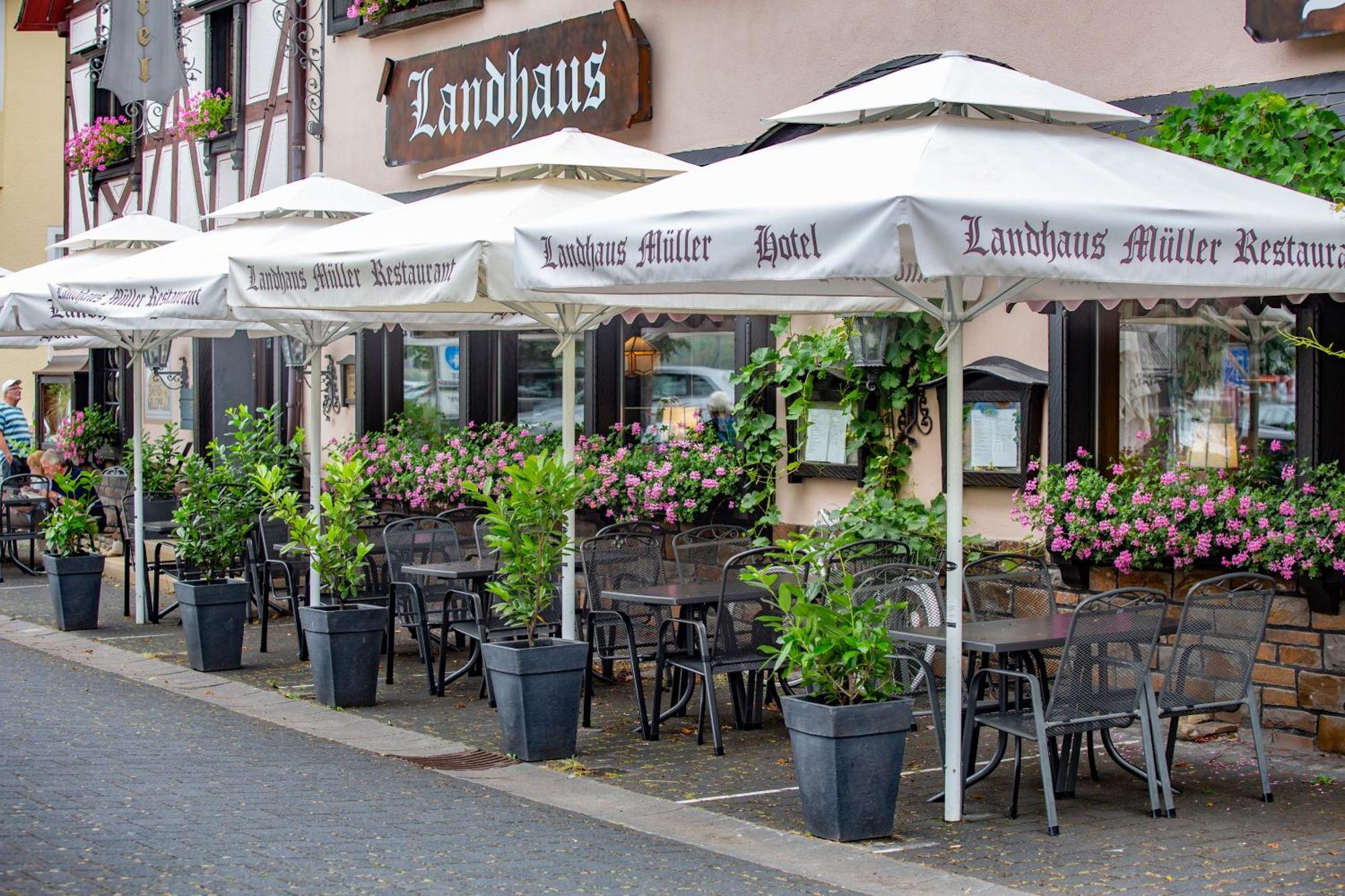 Landhaus Mueller Hotel Alken Buitenkant foto